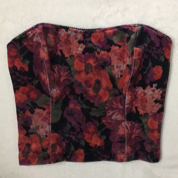 Garage Tops - NWOT Sexy bustier crop top velvet